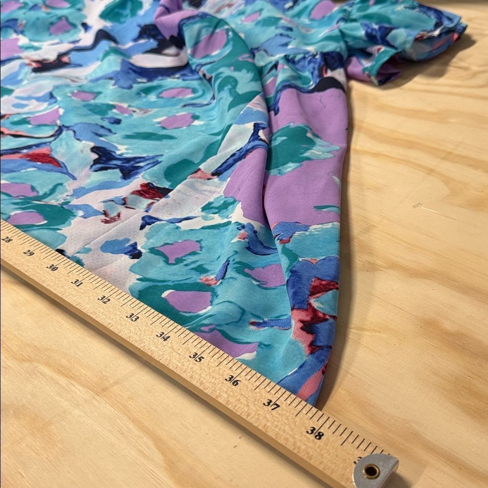 Colorful Abstract Print Blouse - Picture 8 of 8